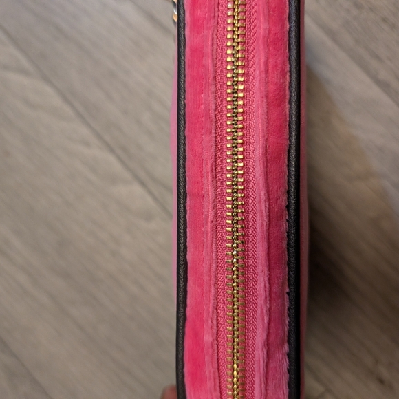 Juicy Couture Y2K Velour Mini Bag 💓👑 - Picture 4 of 5